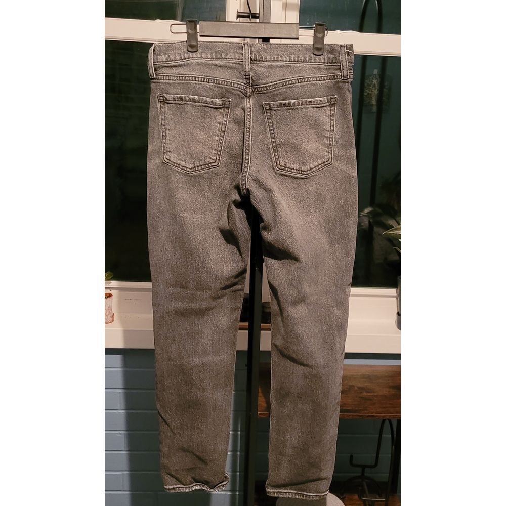 Old Navy Mid-Rise Boyfriend‎ Gray Denim Jeans Casual Relaxed Fit Size 4 - Picture 2 of 5